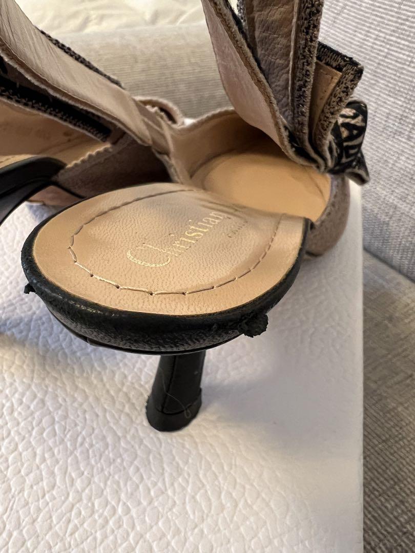 DIOR 限定パンプス