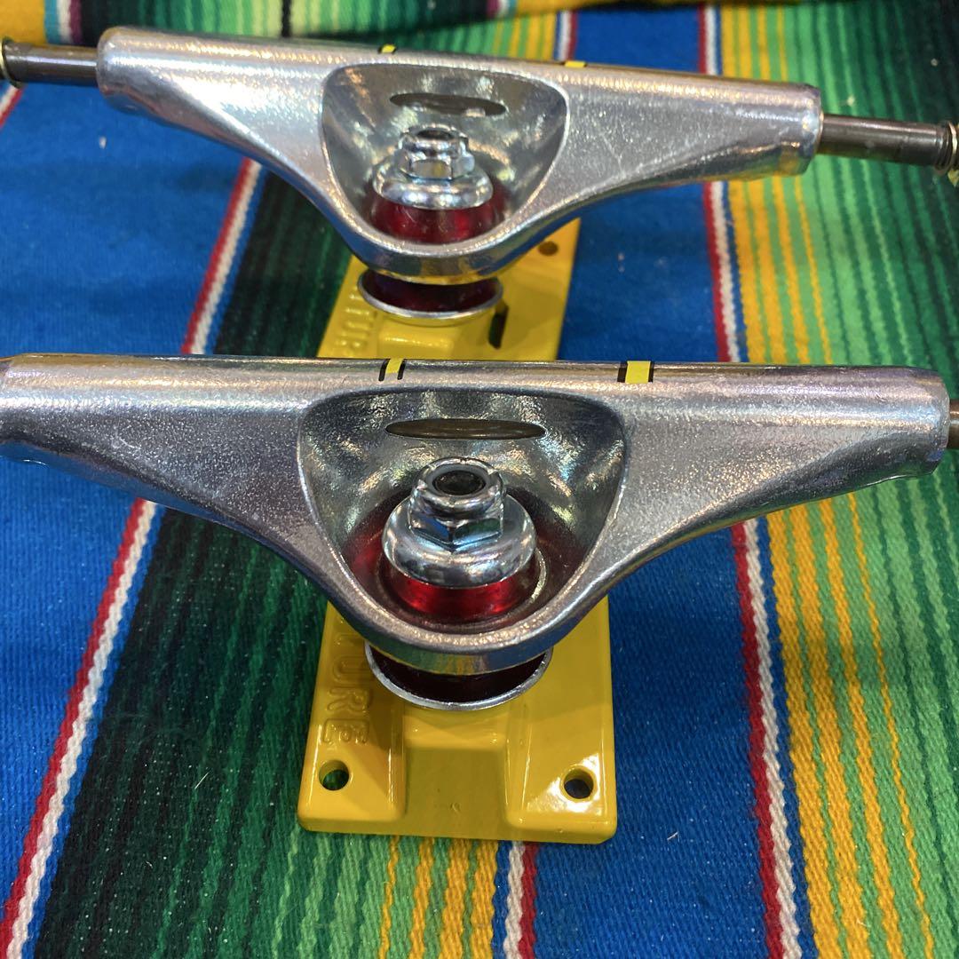Venture TRV92 スケートボードトラック 5.6サイズ
