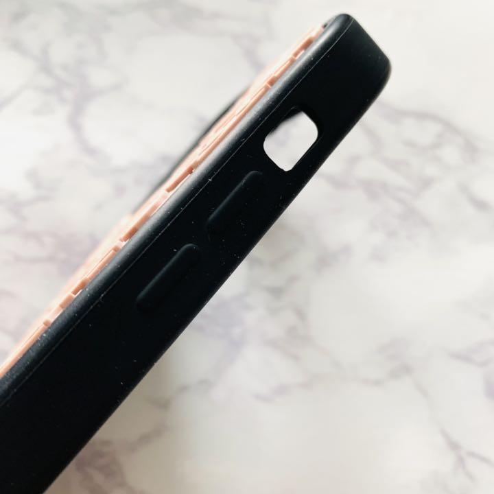 ルカリ∙ 極美品 iPhone 12 pro ケース ドルガバ zfZj8-m67741241094 ドルチェ&ガッバーナ ルイヴィト