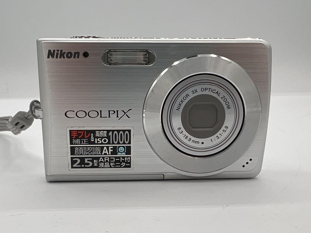 Nikon　デジカメ　COOLPIX　S200　充電器付き　動作確認済み Nikon デジカメ COOLPIX S200 充電器付き 動作確認済み