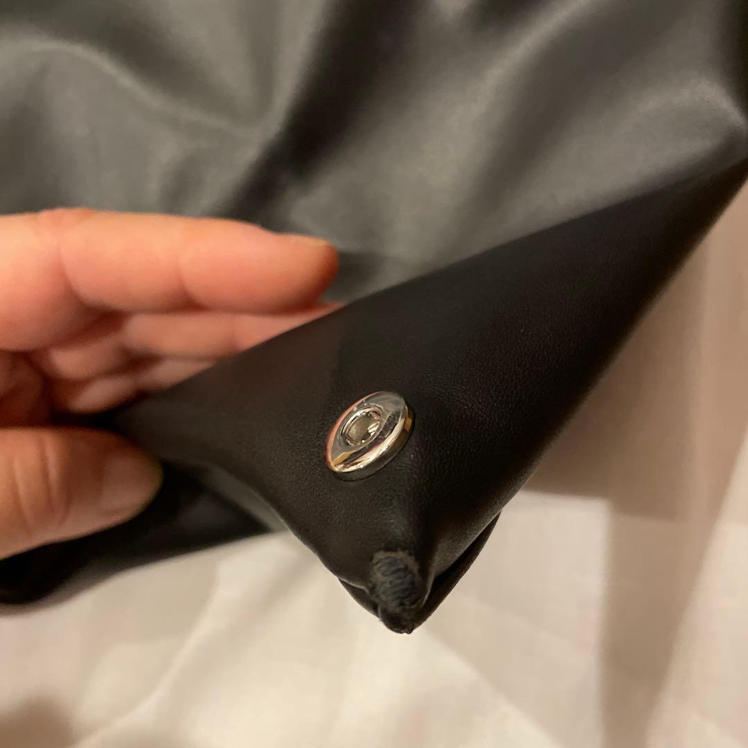 MM6 メゾンマルジェラ ジャパニーズバッグ ブラック ハンドルレザー MM6 メゾンマルジェラ ジャパニーズバッグ ブラック ハンドルレザー