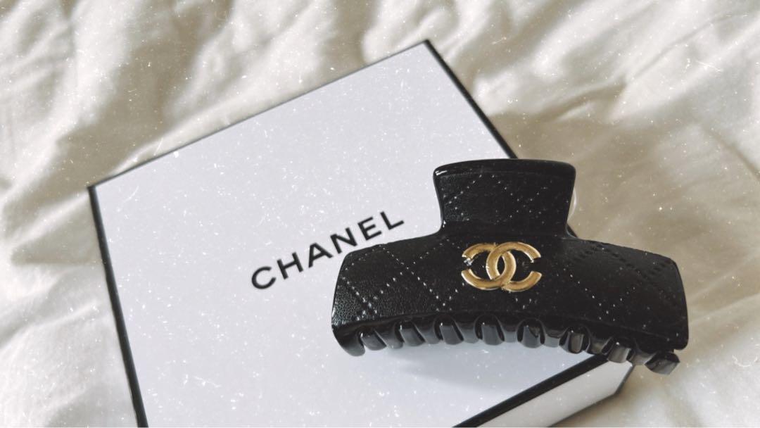 【海外輸入】 CHANEL ヘアクリップ - ヘアアクセサリーオンライン ヘアアクセサリー