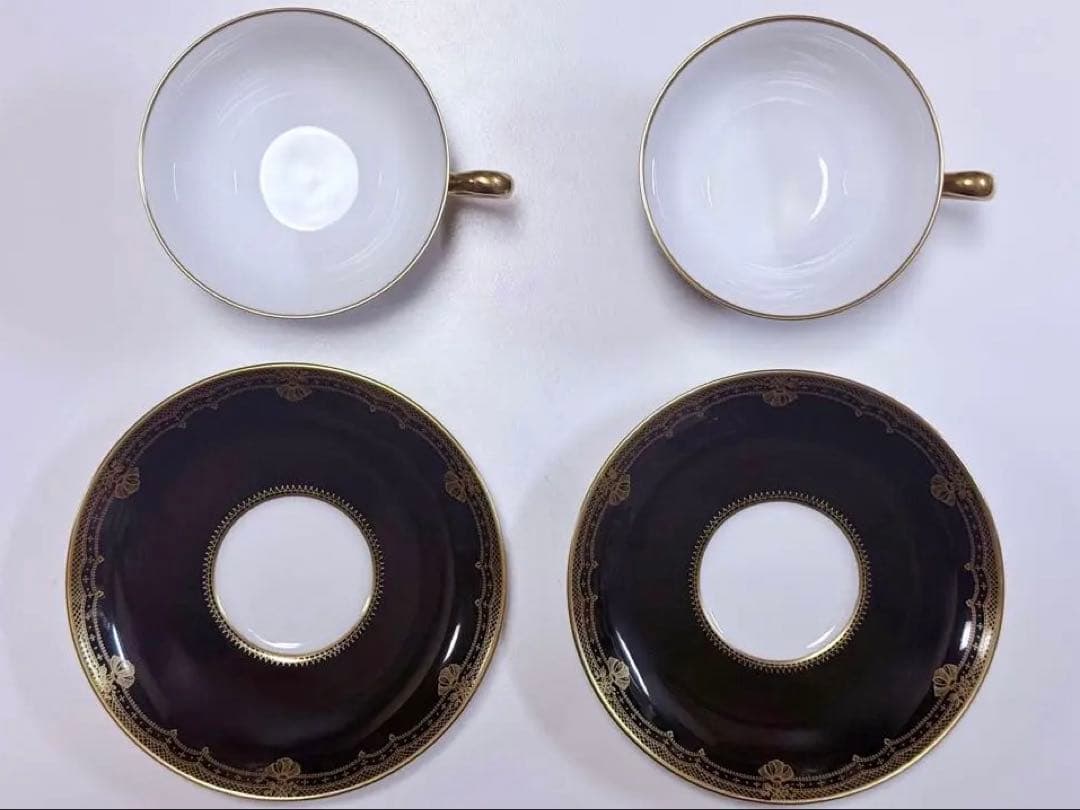 ティーカップ-ソーサー