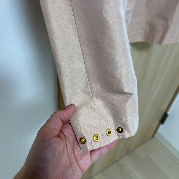 ピンク