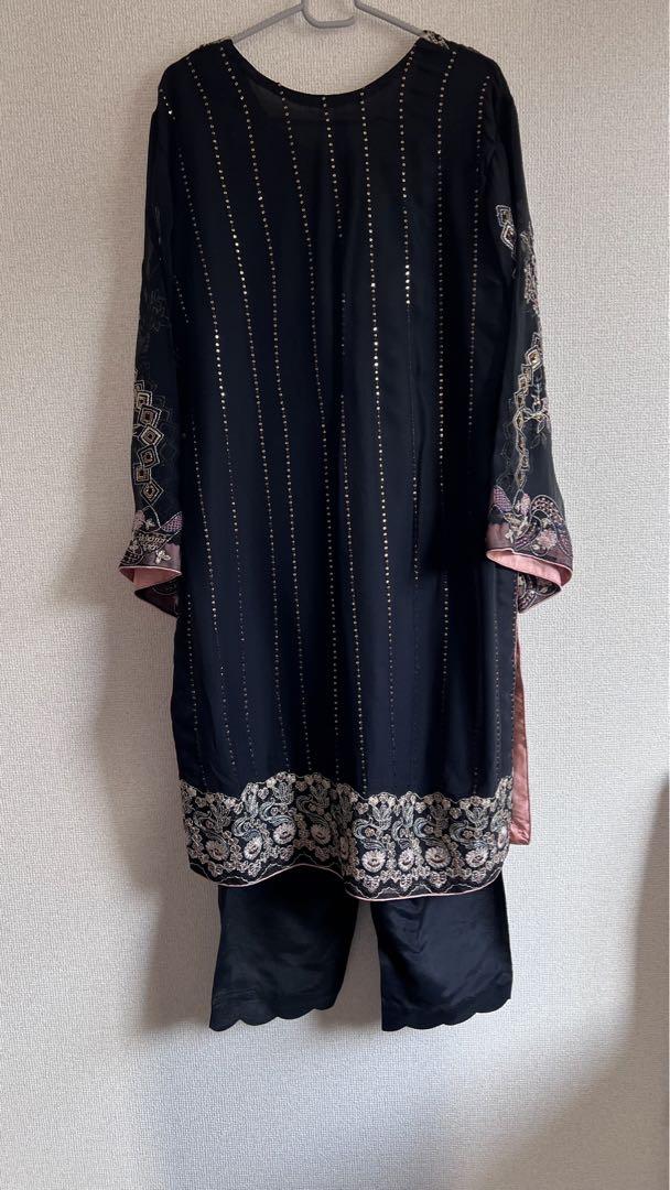 ワンピース Luxury embroidered chiffon Black Dress