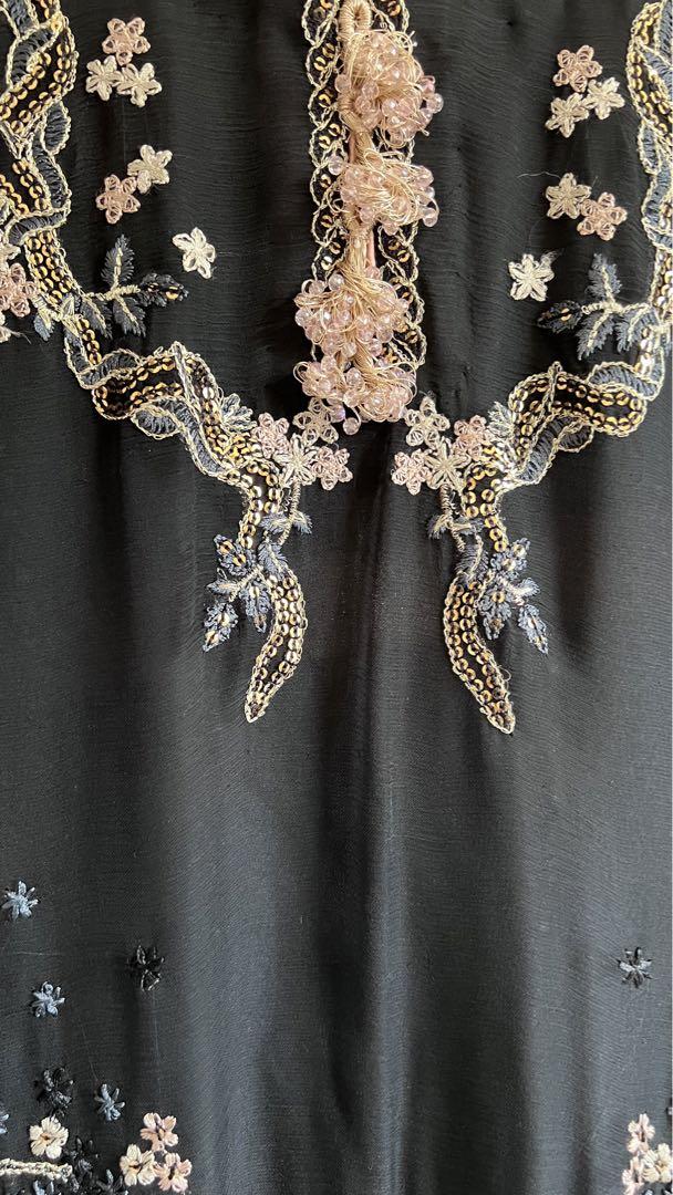 ワンピース Luxury embroidered chiffon Black Dress