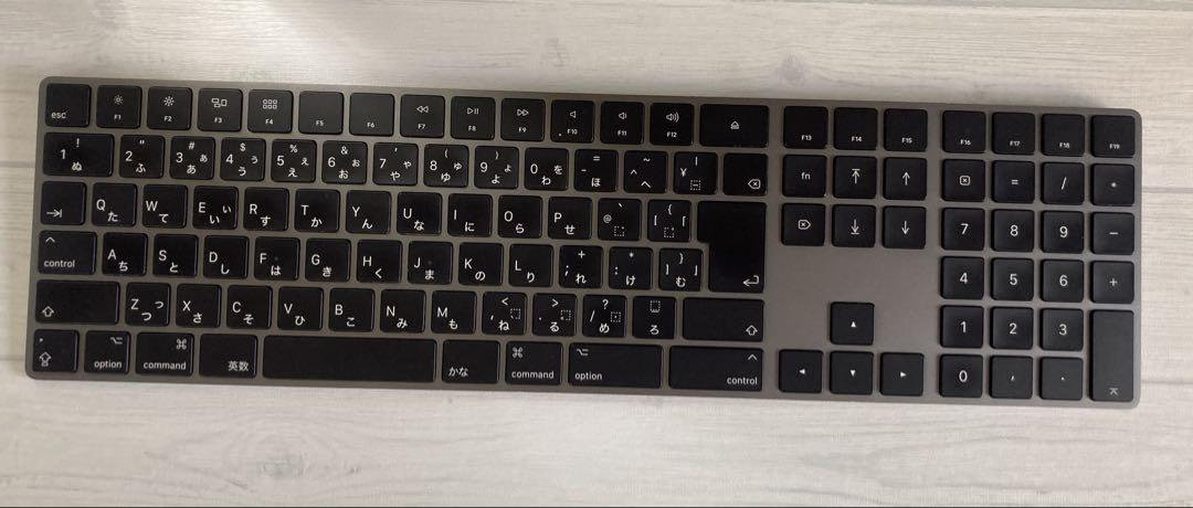 Apple Magic Keyboard テンキー付き 日本語　スペースグレイ
