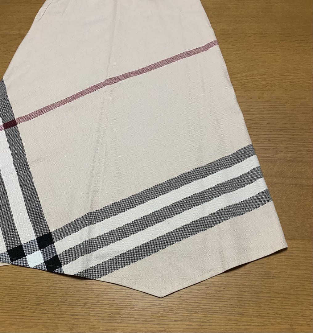 【美品】BURBERRY LONDON巻きスカート ノバチェック 38 BURBERRY LONDON】ノバチェックロングスカート ウール レッド38