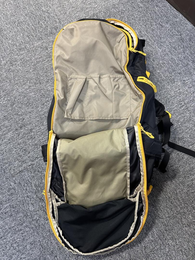 【しばっち】DAKINE TEAM POACHER 32L SAMMY