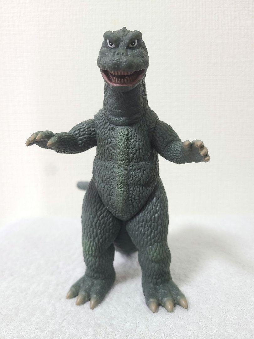 総進撃ゴジ