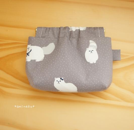 猫好きさんのための♡ねこ柄 ばねポーチ【ペルシャ猫】