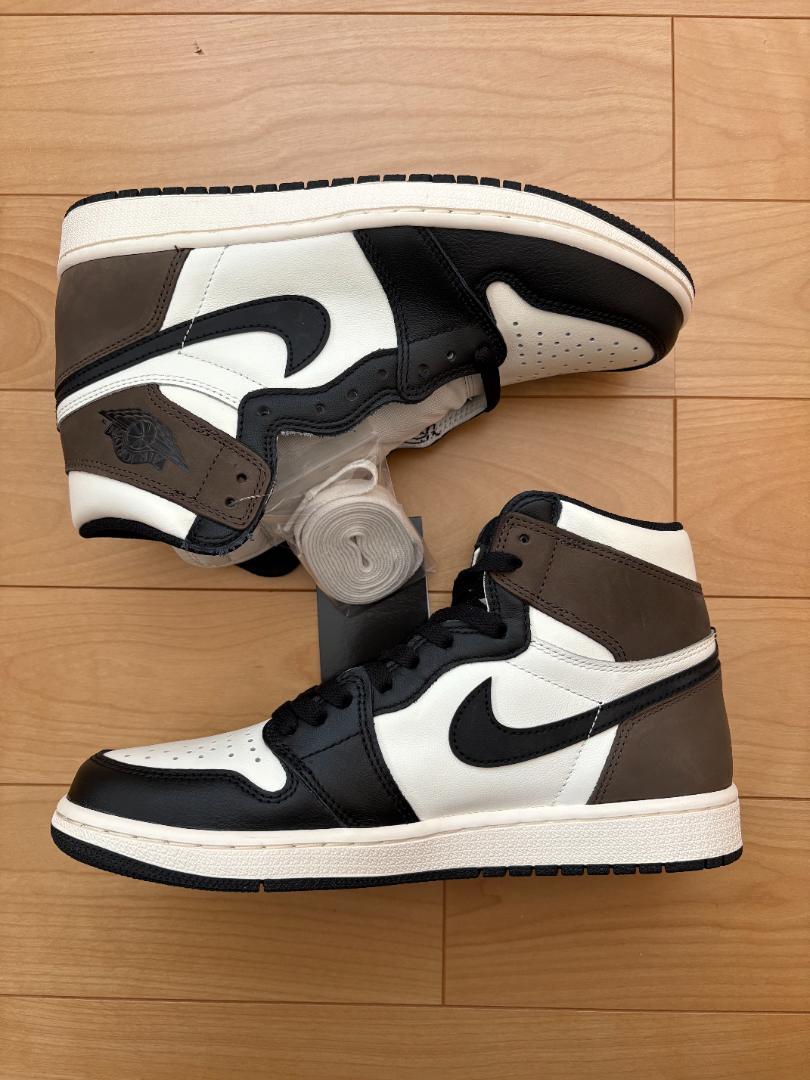 12.Nike Air Jordan 1 High OG ダークモカ