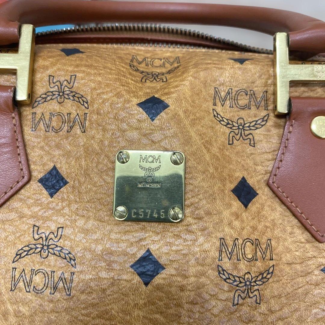 MCM ブラウンレザー ハンドバッグ 中型 MCM ブラウンレザー ハンドバッグ 中型