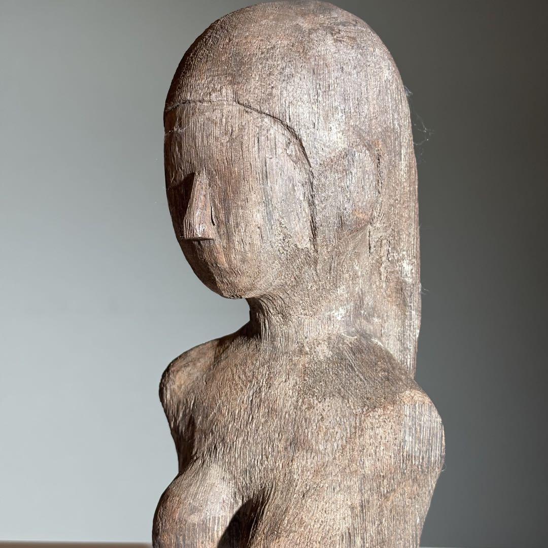 木彫りの女性の胸像 プリミティブアート 現代芸術 オブジェ 置物 フォークアート 木彫りの女性の胸像 プリミティブアート 現代芸術 オブジェ 置物