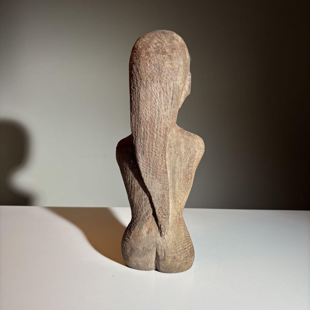 木彫りの女性の胸像 プリミティブアート 現代芸術 オブジェ 置物 フォークアート 木彫りの女性の胸像 プリミティブアート 現代芸術 オブジェ 置物