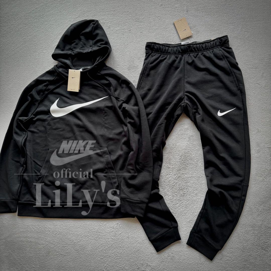 新品　ナイキ上下セットアップ　Ｓサイズ　スウォッシュ　NIKE　黒✖︎白
