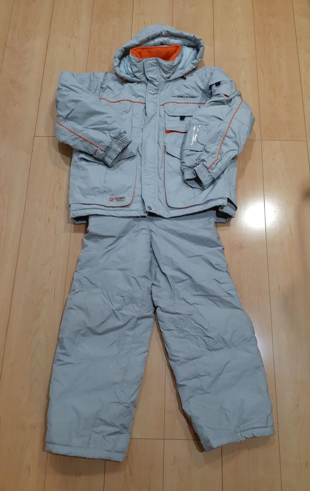 スキーウェアキッズ男の子用150cm 休み スキーウェアキッズ男の子用150cm 休み