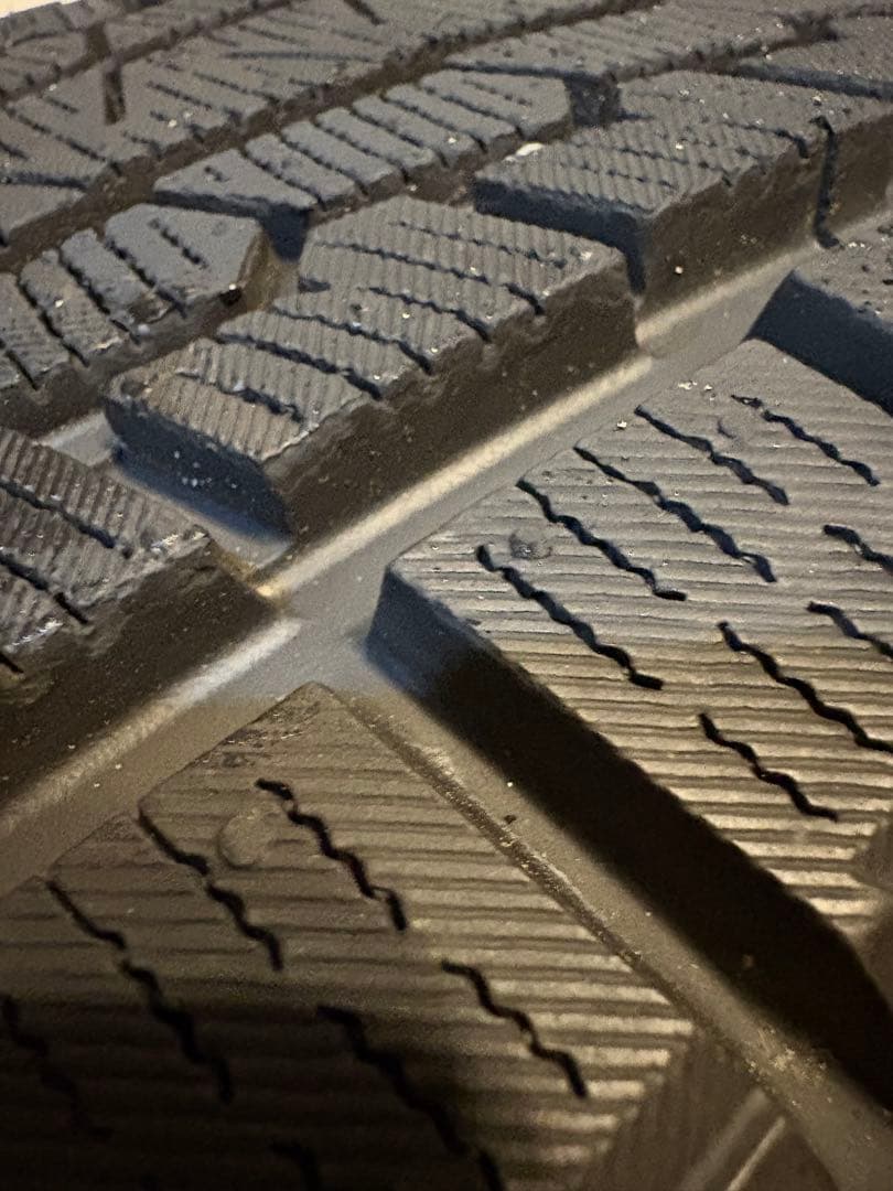 YOKOHAMA iceGUARD G075 18インチスタッドレスアルミ2本目 YOKOHAMA iceGUARD G075 18インチスタッドレスアルミ2本目