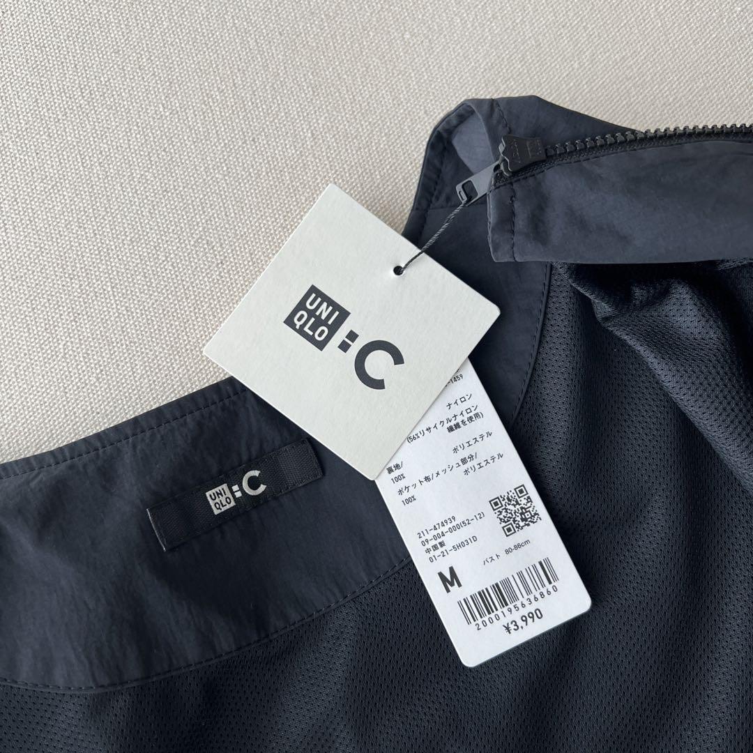新品　UNIQLO:C フルジップベスト　M ブラック 未使用】ユニクロC フルジップベスト M ブラック 完売品 - メルカリ