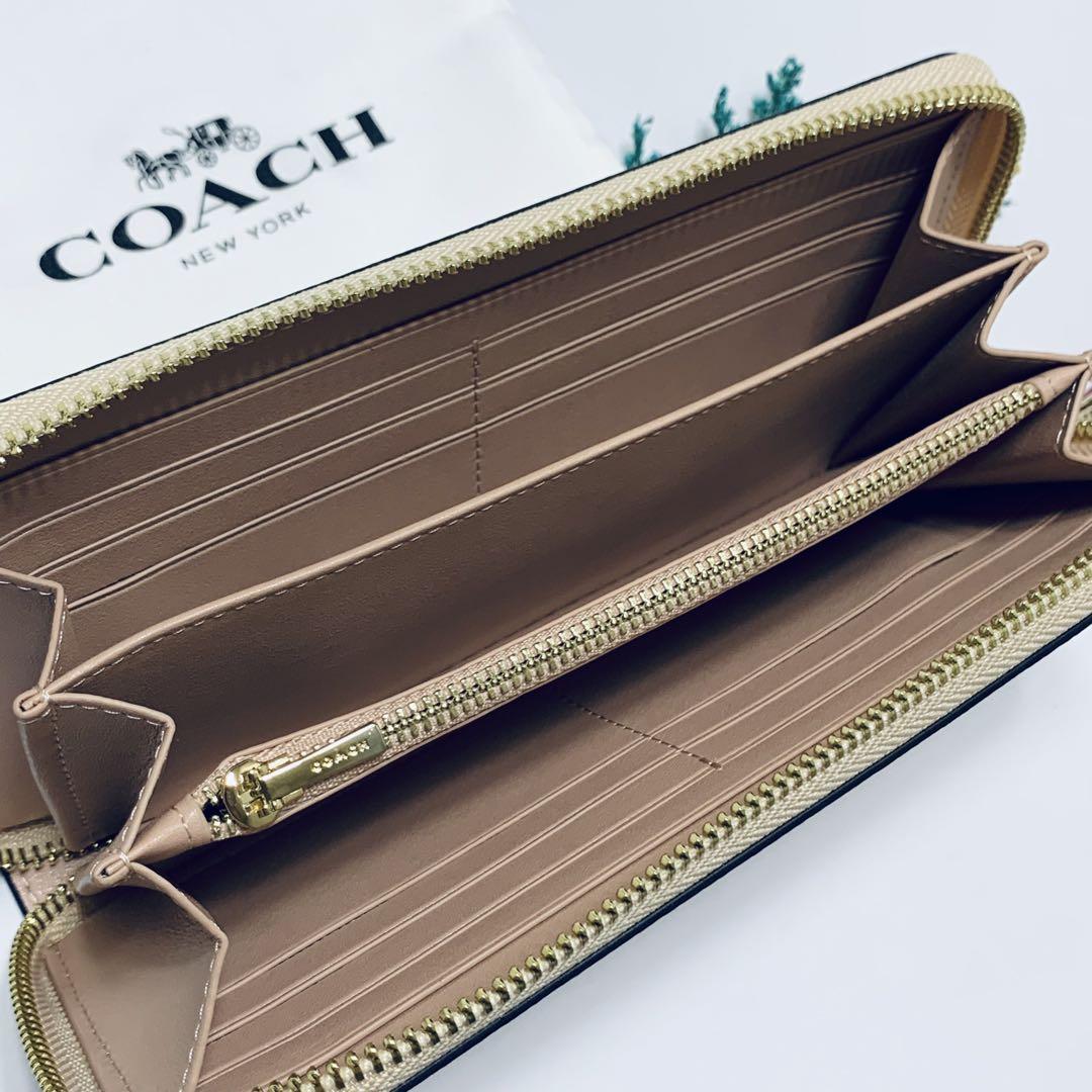 COACH ヒョウ柄 レザー長財布
