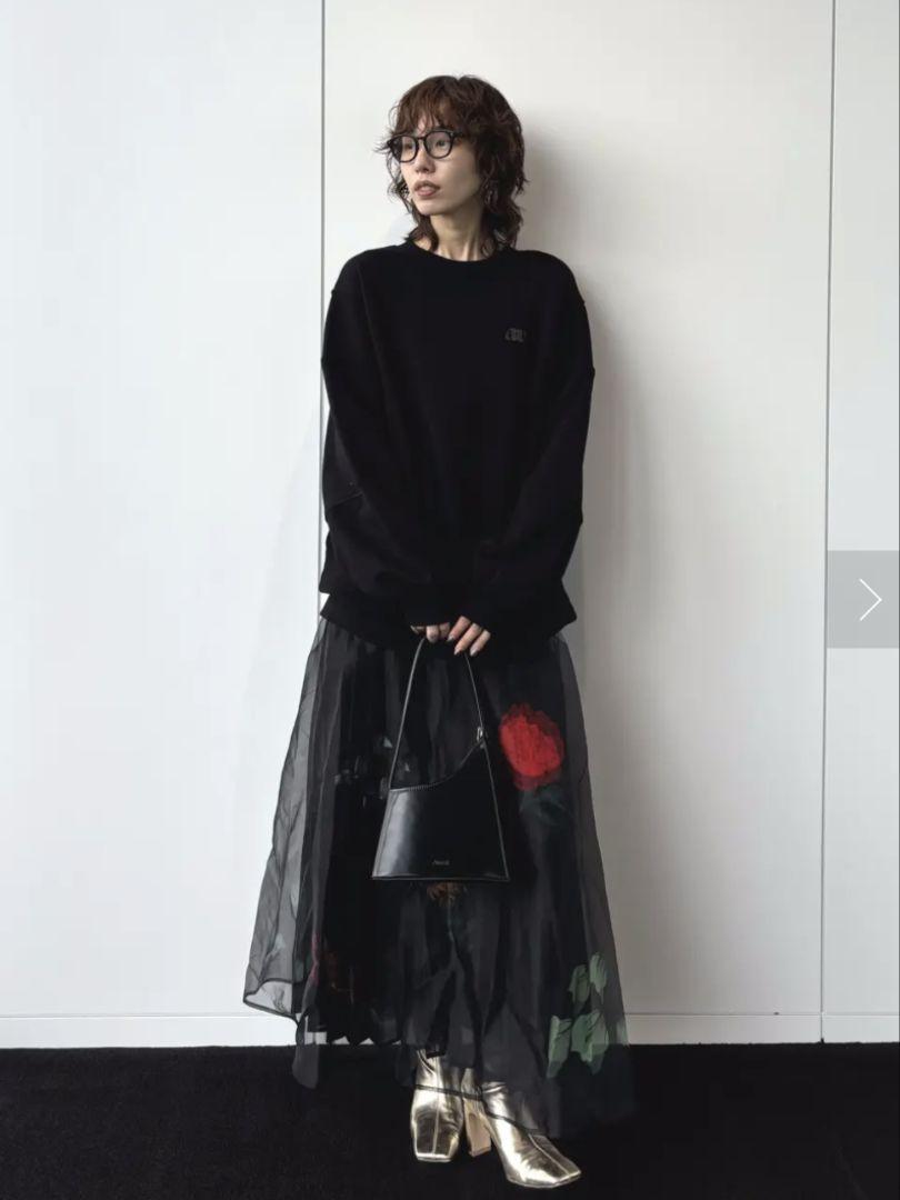 AMANDA SHEER PLEATS SKIRT