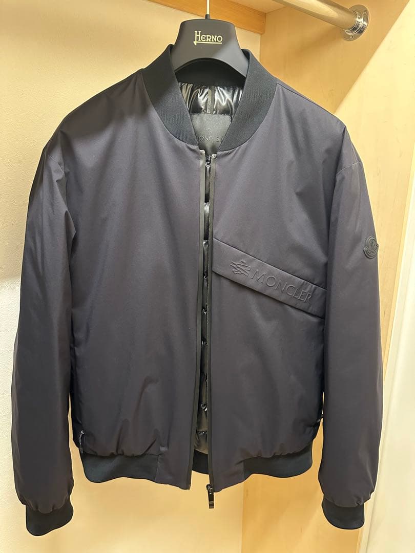 圧倒的 MONCLER モンクレール MA-1 サイズ2M MONCLER