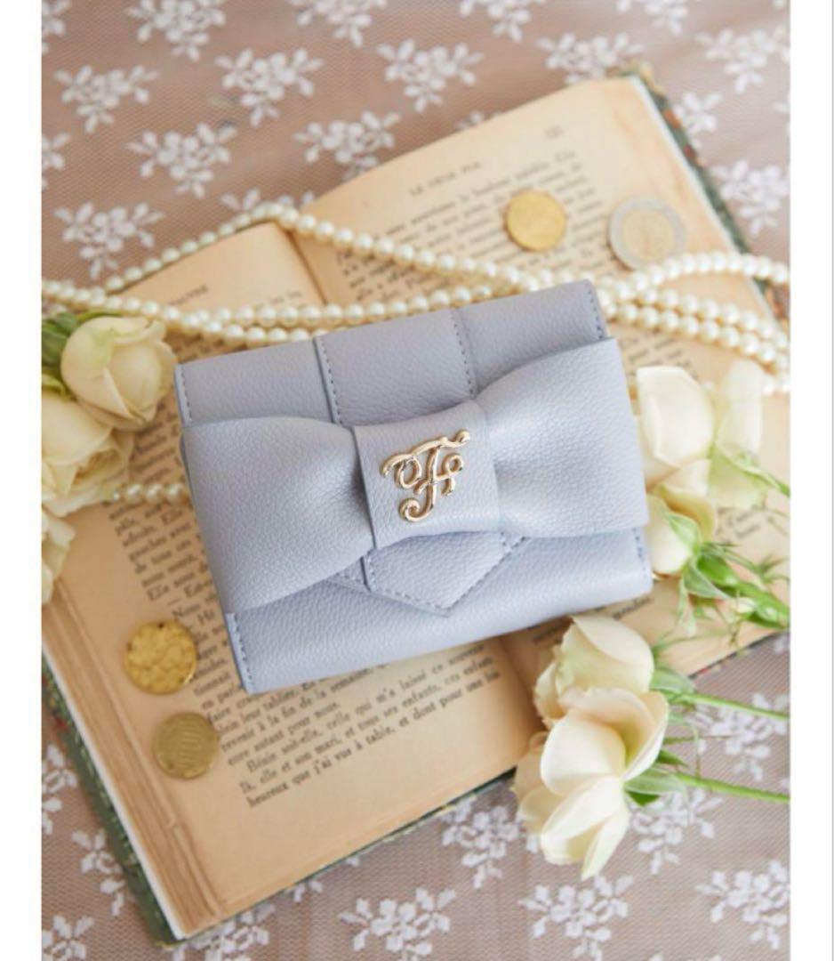 Maison de FLEUR メゾンドフルール リボン三つ折り財布
