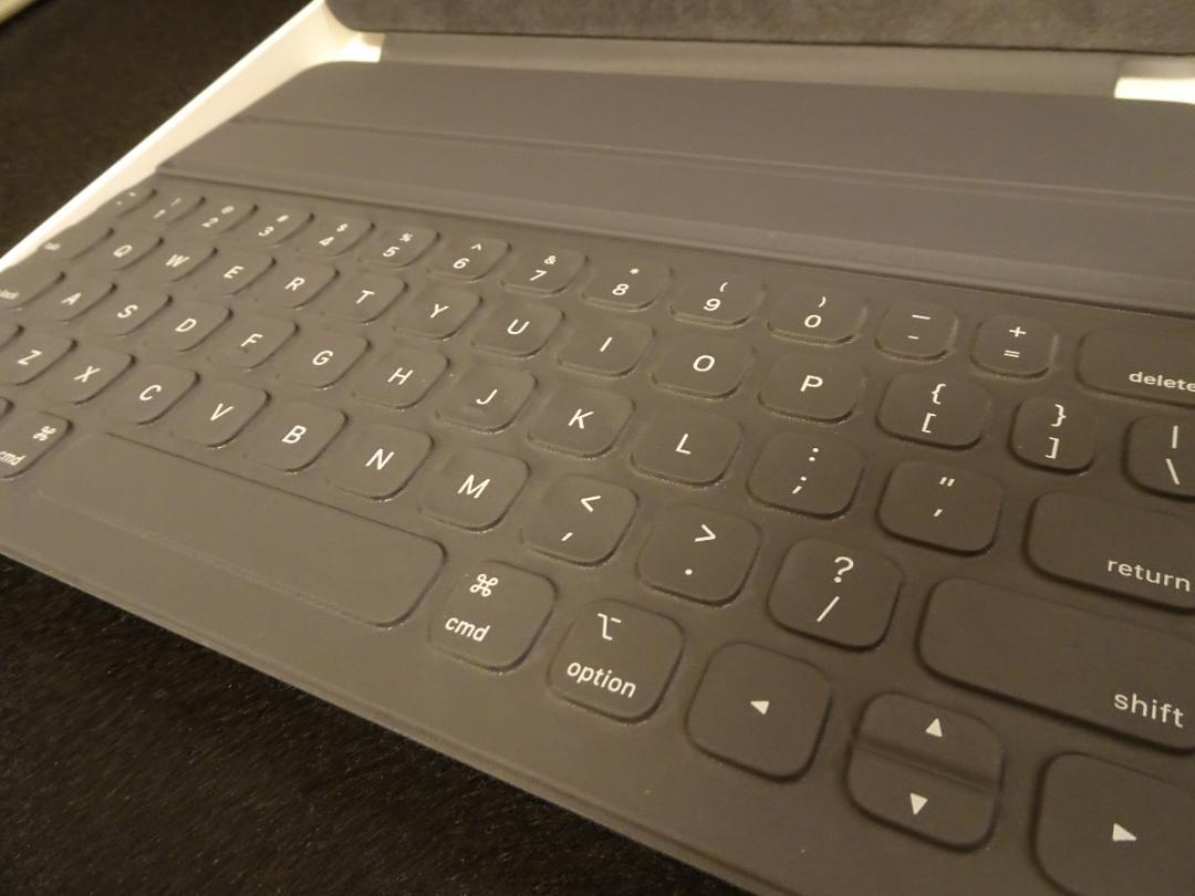 ほ*】様 iPad Pro Smart Keyboard Folio A2038