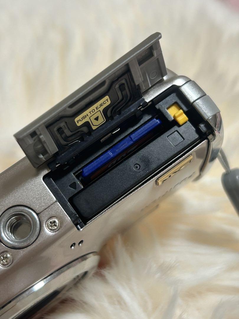 FUJIFILM 富士フイルム FINEPIX F80EXR デジタルカメラ