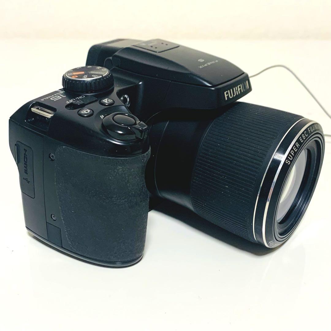 卍 FUJIFILM