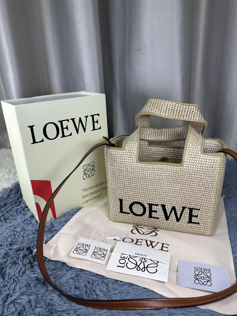 LOEWE バッグ フォント トートバッグ スモール