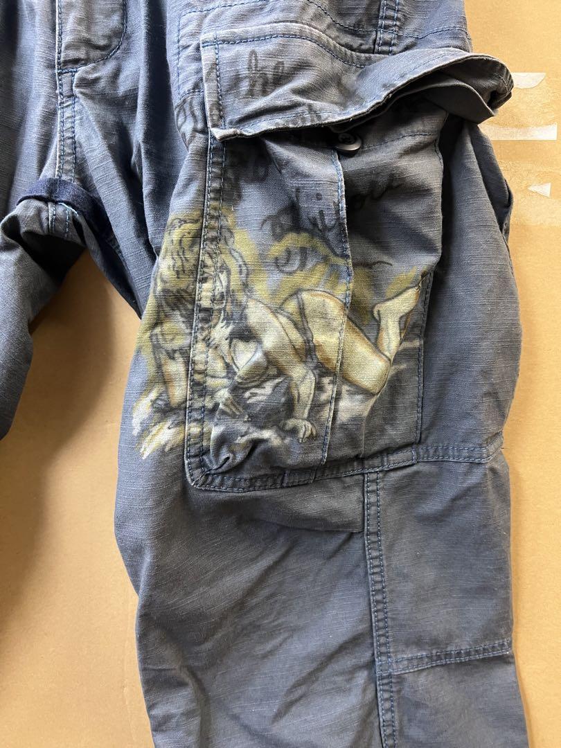 AVIREXアビレックス
カーゴパンツ プリント入り　グレー
XL