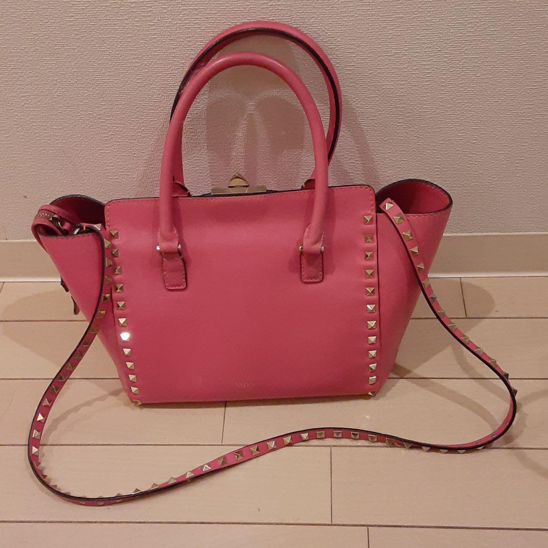 レッド系【特別送料無料!】 VALENTINO☆ロックスタッズショルダーバッグピンクハンドバック ハンドバッグ レディースレッド系¥30,250-www.dawajen.bh レッド系【特別送料無料!】 VALENTINO☆ロックスタッズショルダーバッグピンクハンドバック ハンドバッグ レディースレッド系¥30,250-www.dawajen.bh