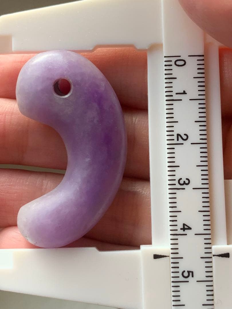古墳期 出土 超ろうかん糸魚川紫翡翠勾玉 ラベンダー翡翠 縄文 石器 土器 根付 古墳期 出土 超ろうかん糸魚川紫翡翠勾玉 ラベンダー翡翠 縄文 石器 土器 根付