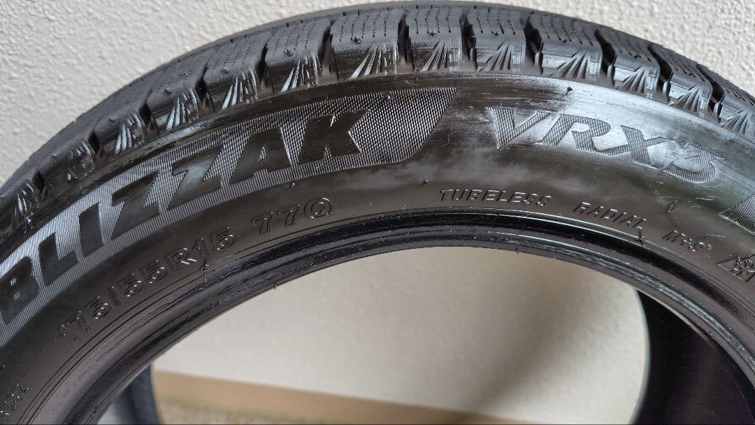 ブリヂストン BLIZZAK VRX3 175 55R15 スタッドレスタイヤBRIDGESTONE BRIGHTFACE_UK