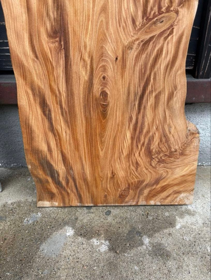 極上の杢目‼︎ ラカンマキ 1枚板 希少 極上の杢目‼︎ ラカンマキ 1枚板 希少