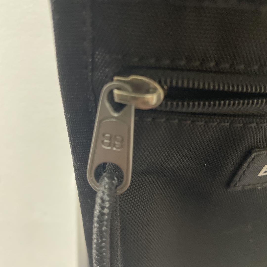 BALENCIAGA ブラック サコッシュ