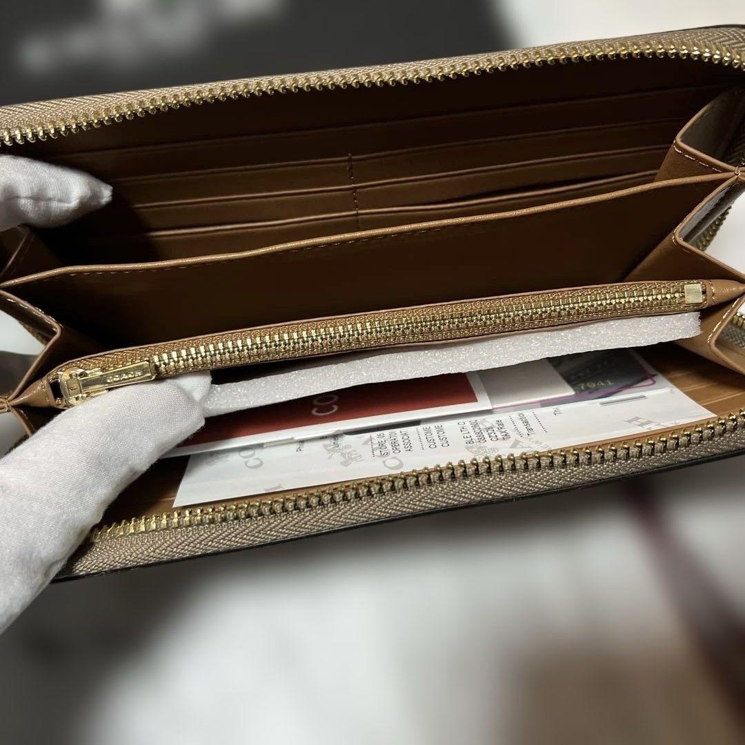 COACH 長財布 チェリー ラウンドファスナー 新品未使用