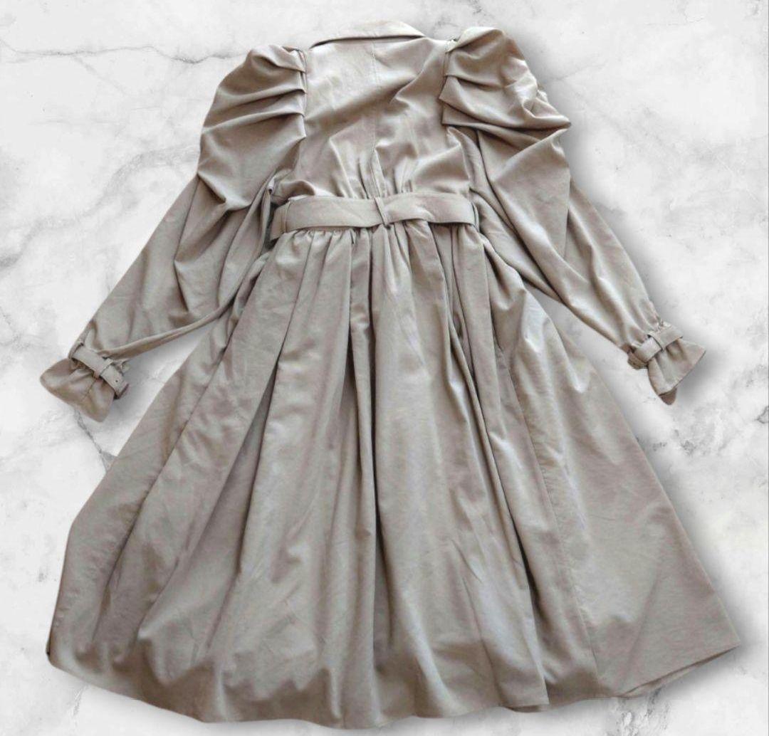 【美品】la belle Etude ギャザーボリューム袖ドレストレンチ