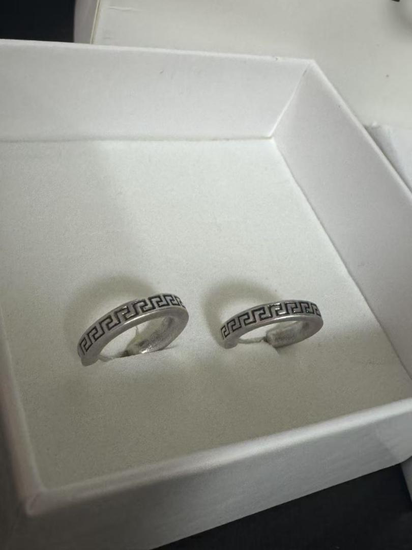 VERSACE ピアス