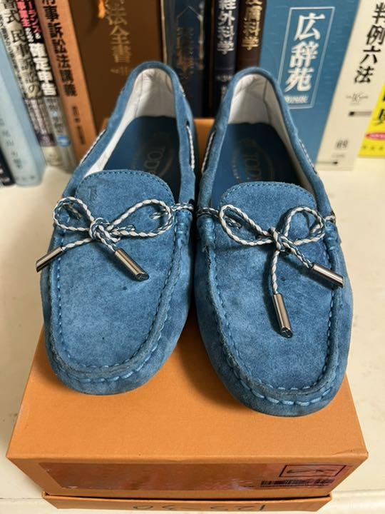 得価最新品 トッズ ドライビングシューズ ブルー22.5cm BvHRV-m67891162205 スエード 新作大人気