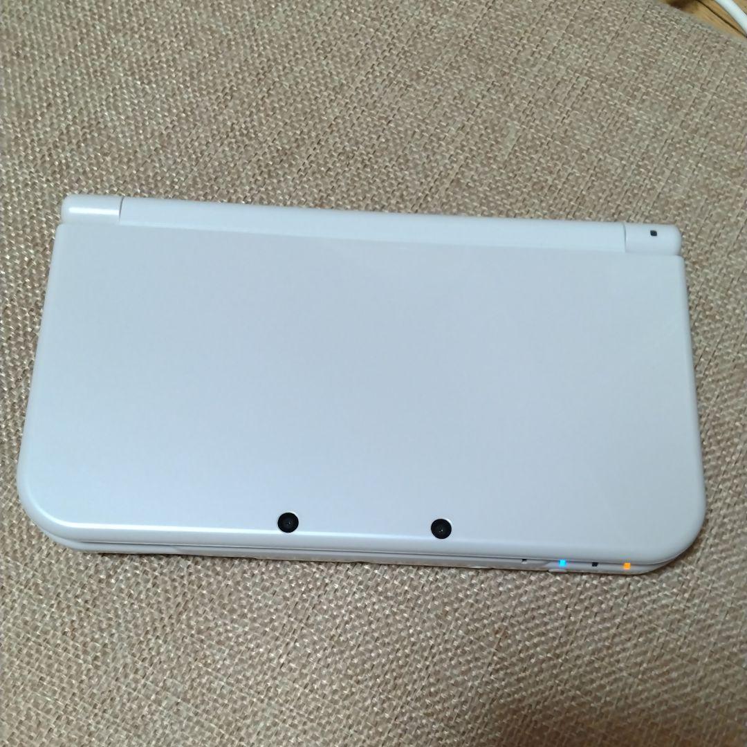美品 Newニンテンドー3DS LL パールホワイト