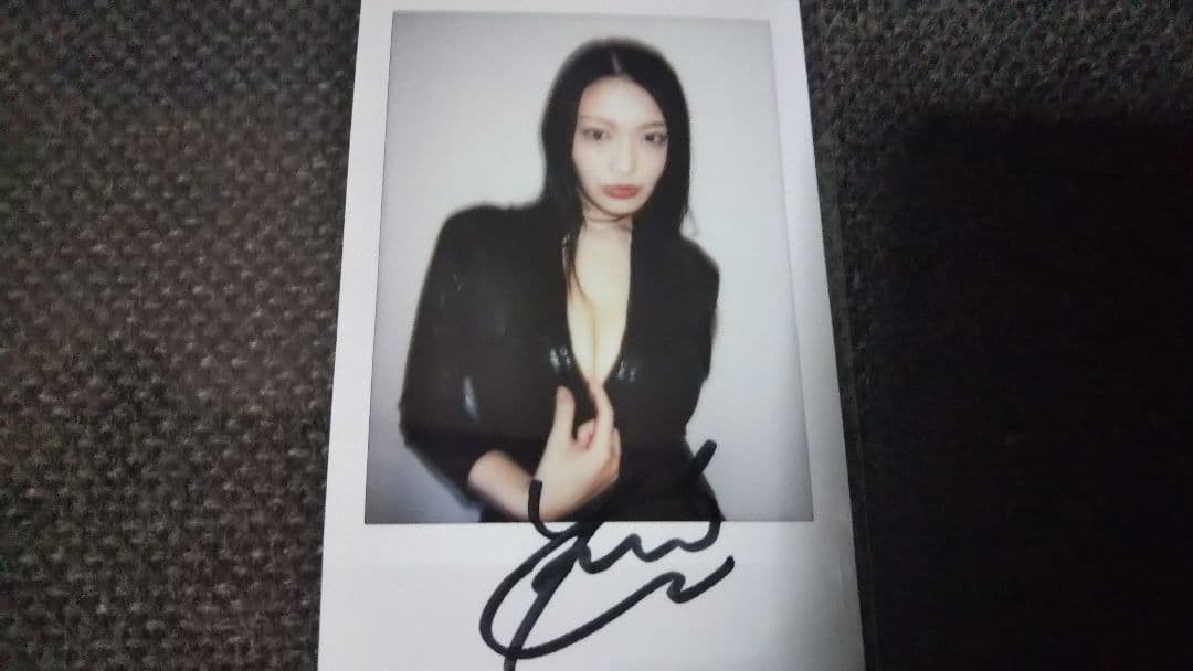 風吹ケイサイン入りチェキ③