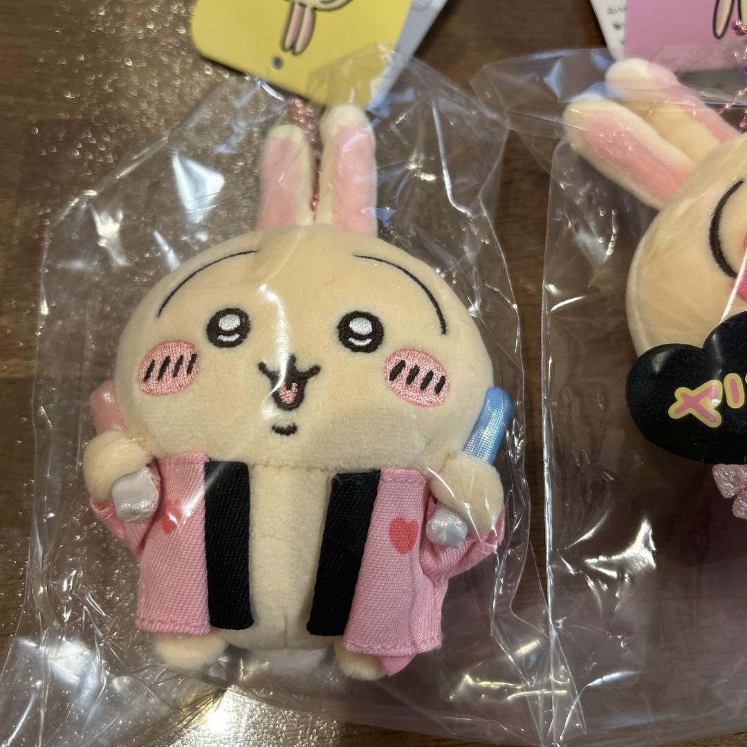 新品未使用　ちいかわ　オタ活　うさぎマスコット　ペンライト　うちわ　2点セット