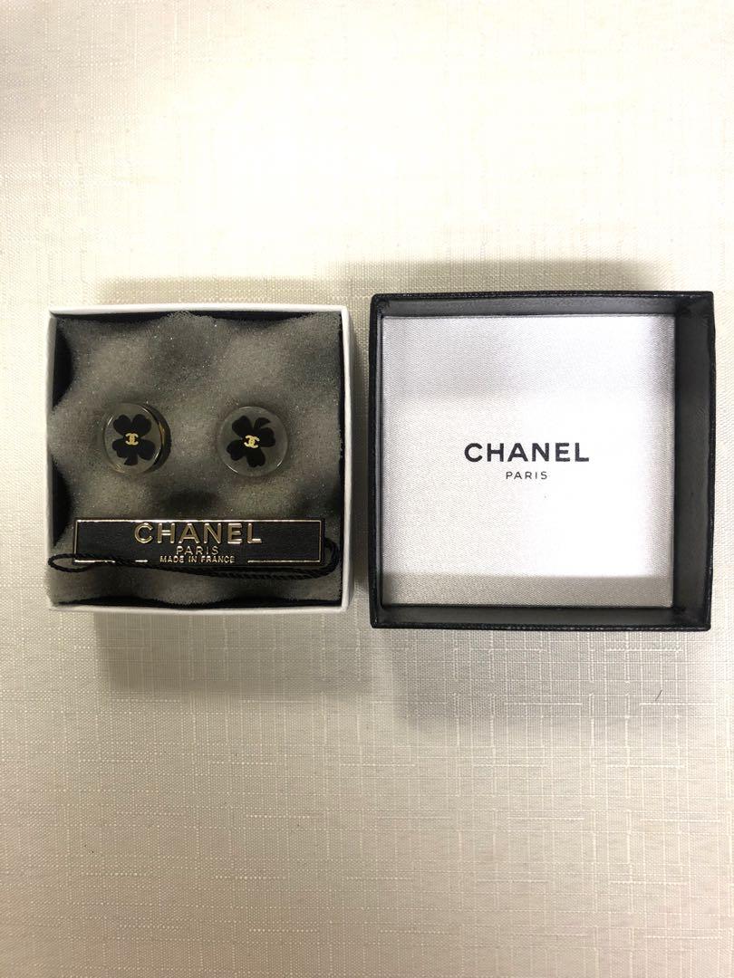CHANELピアス クローバー