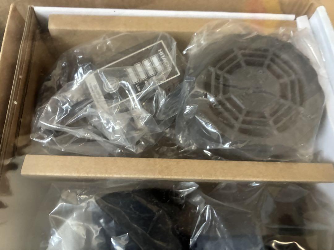 新品未使用　日立　空調服バッテリーセット品