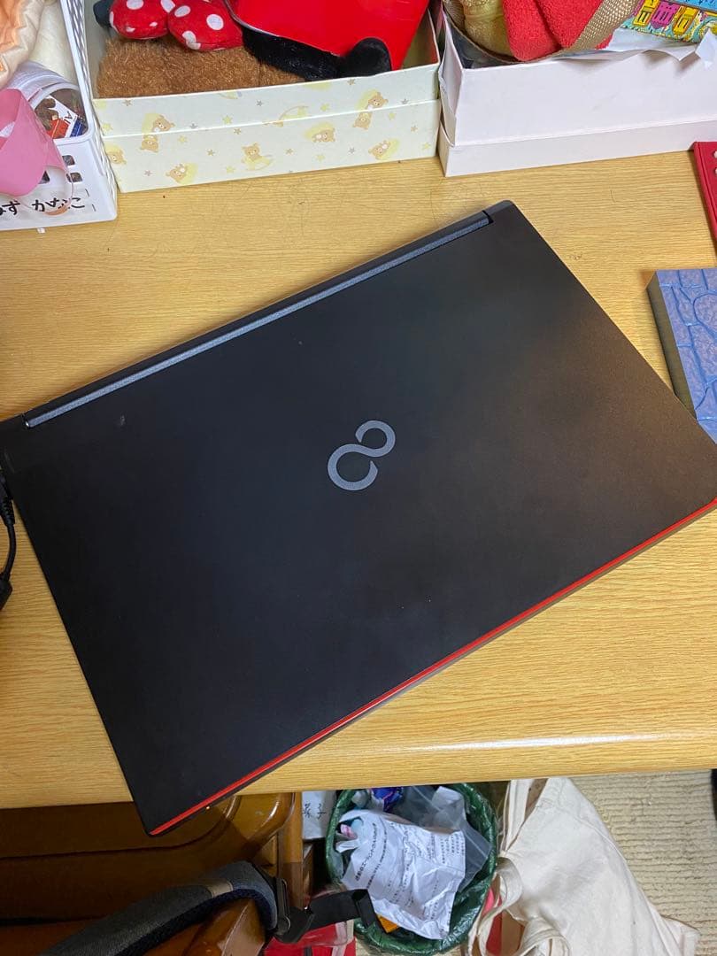 立川富士通 A579/B 第8世代 i5 メモリ8GB SSD256GB