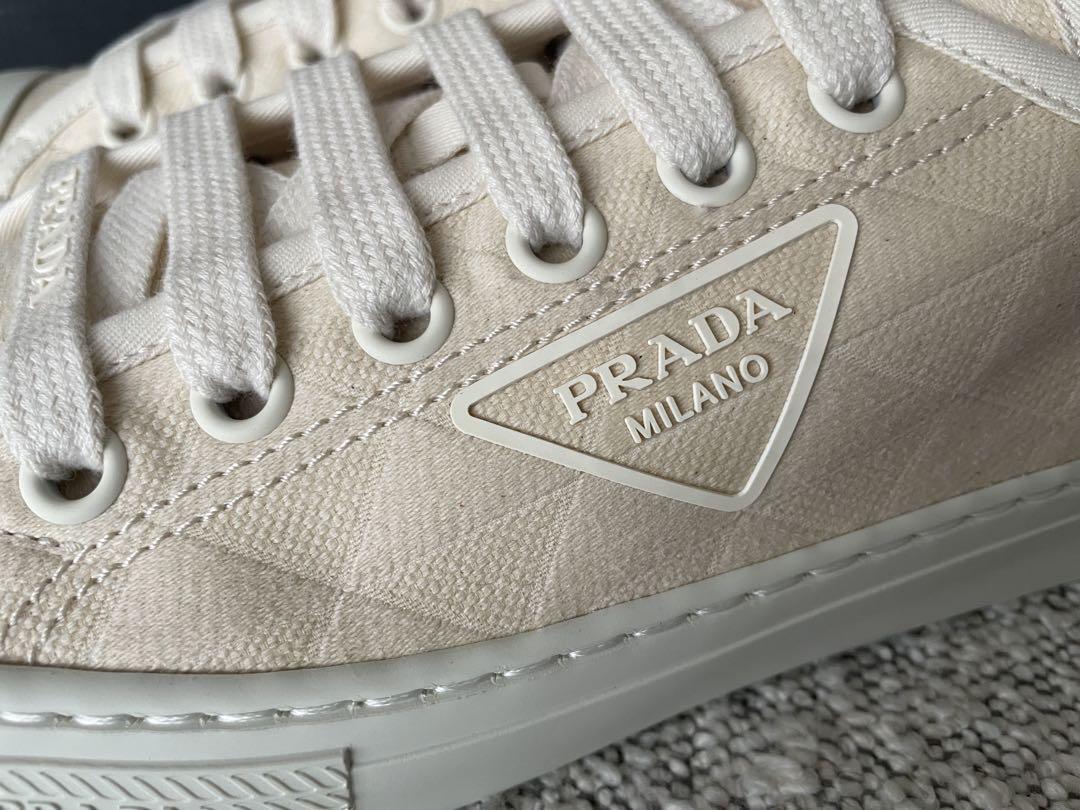 数量限定!EXPRESS便可◎PRADA コットンスニーカー 1E407N PRADA】コットンスニーカー - メルカリ