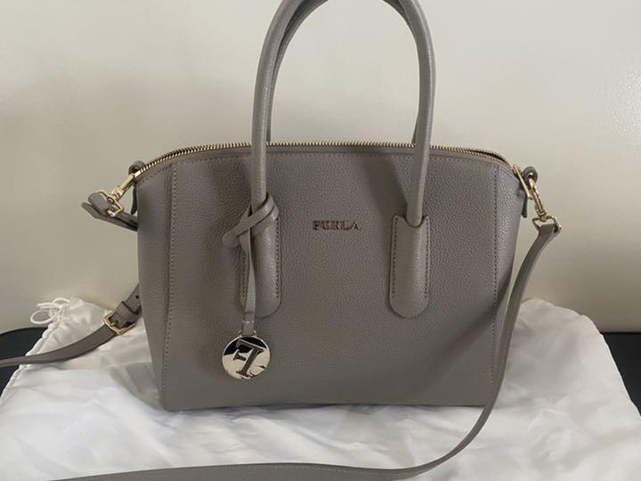 美品フルラ2wayハンドバッグ ショルダーバッグ通勤人気