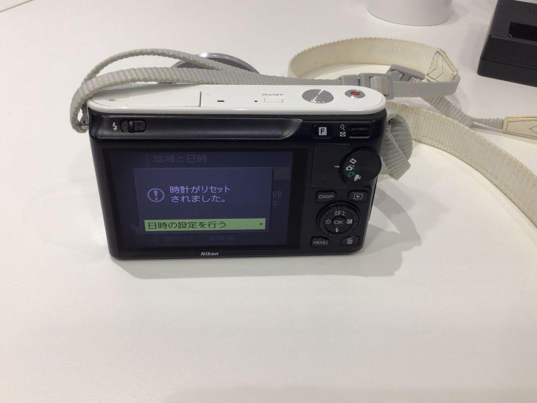 Nikon 1 NIKKOR デジタルカメラ 10-30mm VR J1 カメラ